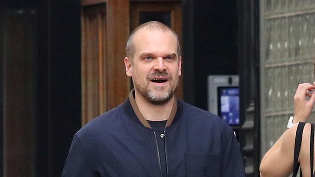 ストレンジャー シングス ホッパー役 シーズン4で自身に待ち受けている展開について語る Antenna アンテナ