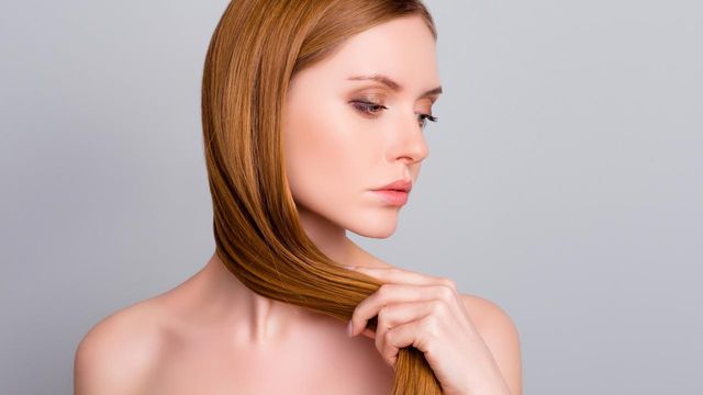 油っぽい髪の対処法 ベタつく女性の髪をレスキューする方法 頭皮すっきりシャンプーまとめ Antenna アンテナ