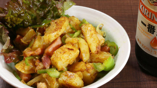 酒呑みのポテトサラダ 燻製たくあんとカレー粉を 後のせ Antenna アンテナ