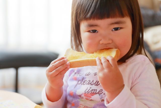 2歳児の食わず嫌いが始まった 子供が食べない理由や改善した成功例 Hanako ママ Web Antenna アンテナ