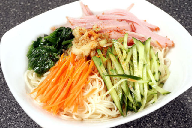 そうめんの熱々サラダ油かけ ニンニクの香りが引き立つ Antenna アンテナ そうめんの熱々サラダ油かけ ニンニクの香りが引き立つ Antenna アンテナ