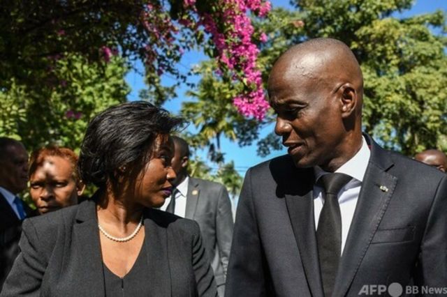 ハイチ大統領暗殺、負傷した妻が帰国