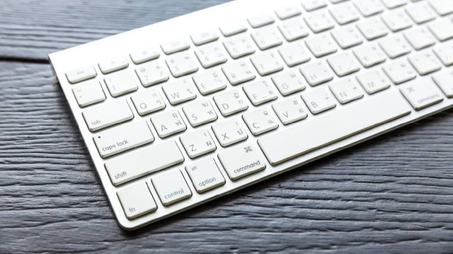 Macbookのキーボードバックライトを調整する5つの方法 Antenna アンテナ
