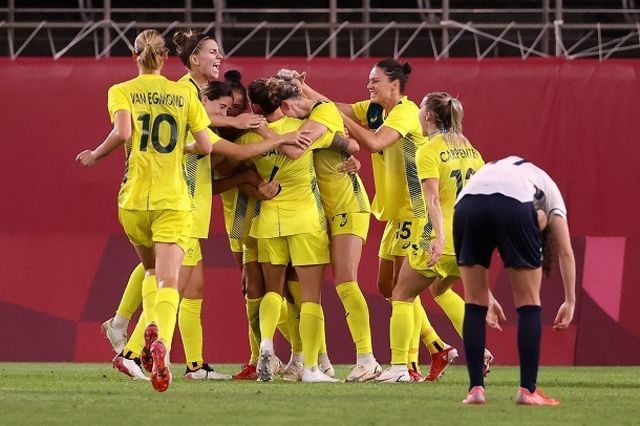 五輪女子サッカー 延長戦の末に豪州が再逆転で4強入り イギリスは終盤に1点を返すも追いつけず Antenna アンテナ 五輪女子サッカー 延長戦の末に豪州が再逆転で4強入り イギリスは終盤に1点を返すも追いつけず Antenna アンテナ