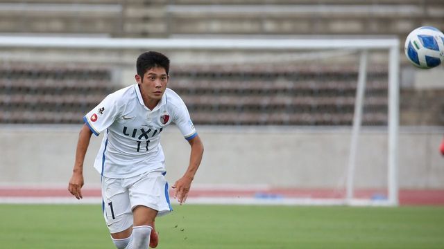 札幌u 18の10番mf佐藤が 裏街道 から決勝点を演出 7枚 Antenna アンテナ