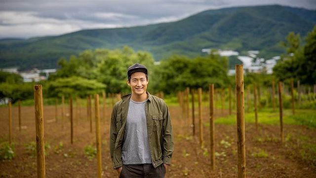 スペシャル対談 前編 ワイン事業をスタートしたｖ ファーレン長崎の都倉賢に 元ｊリーガー社長 嵜本晋輔が期待する現役アスリートへの影響力 Antenna アンテナ