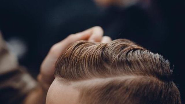 オールバックはショートへアじゃできない ショートでもかっこいいオールバックとは Antenna アンテナ