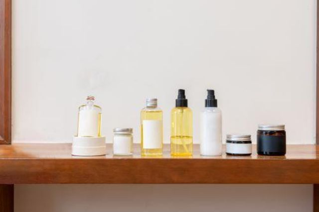 迷ったらドラッグストアに行くべし ウェットヘアのスタイリング剤はドラッグストアが豊富 Antenna アンテナ