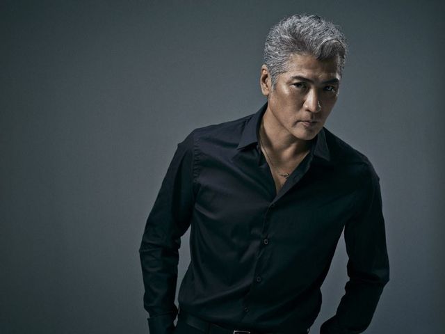 白髪が似合う男性有名人ランキング 舘ひろし 岩城滉一 を抑えた1位は Antenna アンテナ