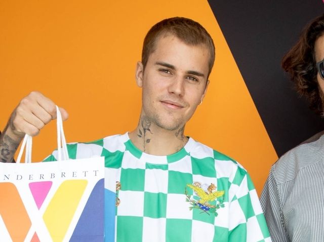 Justin Bieber着用!!Ray-Banサングラス青 - takanokono.jp Justin Bieber着用!!Ray-Banサングラス青 - takanokono.jp