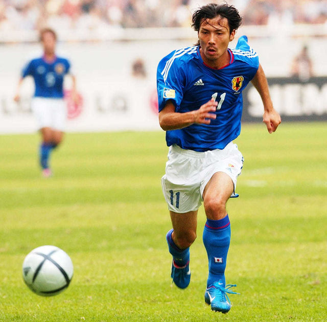 ０４年アジア杯連覇 陰の立役者 鈴木隆行 ゴールよりファウルの献身プレー Antenna アンテナ