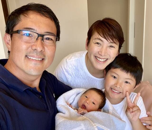 奇跡の46歳出産 実は予想外でした 超高齢の自然妊娠に悩んだこととは 杉山愛さん出産記 第１回 Antenna アンテナ
