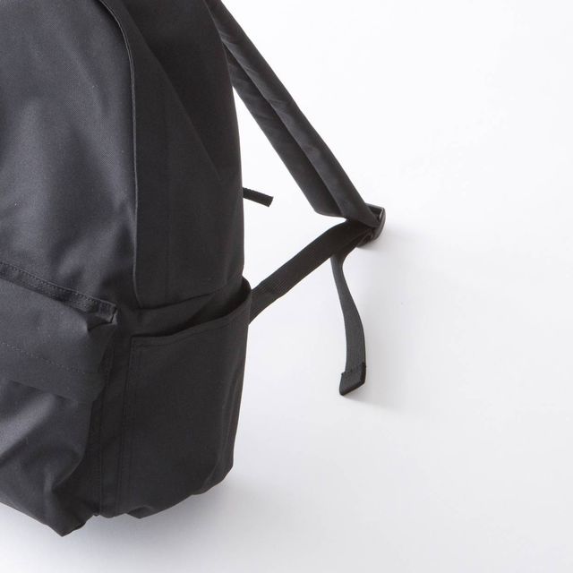 リュックの 余った肩紐 が長すぎる ジャマな紐を 切らずに短くする方法 Antenna アンテナ