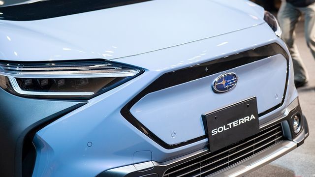 トヨタが新たなコンセプトEV「bZ4X」を初公開 スバルとの共同開発