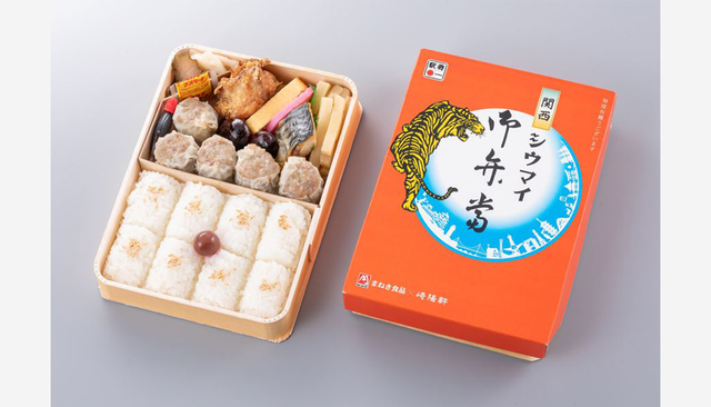 駅弁業界初 コラボレーション駅弁発売 まねき食品 崎陽軒で関西シウマイ弁当 Antenna アンテナ