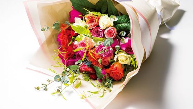 花の買い方q A 1輪だけ買ってもいいの ブーケの注文の仕方は 疑問を花屋で聞いてみた Antenna アンテナ