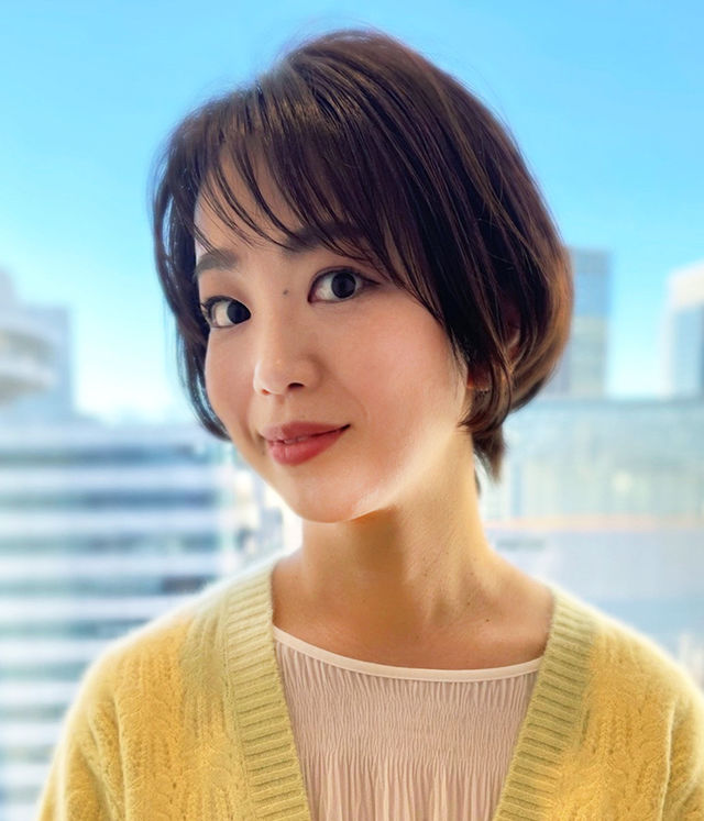 40代の21年最新髪型 乾かすだけでコンパクトに収まるショートボブ 大人の週末ヘアカタログ Antenna アンテナ