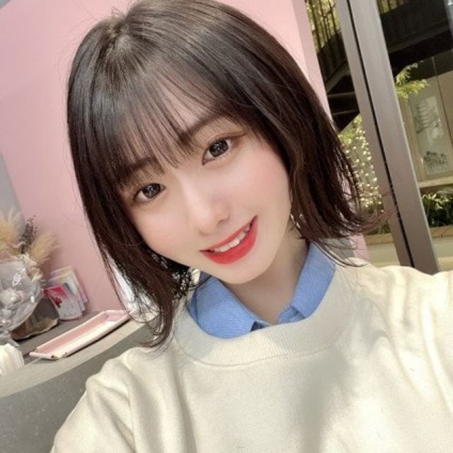 セルフで出来る シースルーぱっつん前髪 のカット方法 Antenna アンテナ