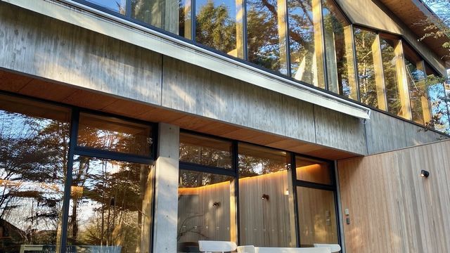 林 真理子さんの軽井沢別荘 決して華美ではない 自然体の暮らしが心地いい家 Antenna アンテナ