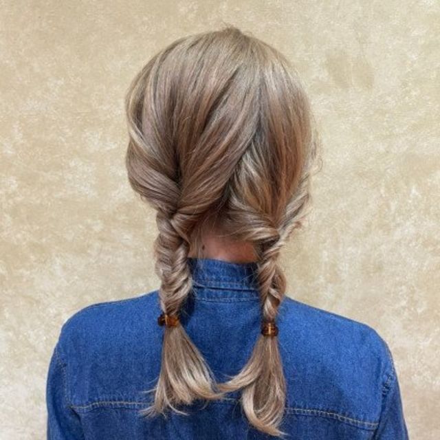 初心者必見 ゴム2本で作る くるりんぱツインテール Antenna アンテナ