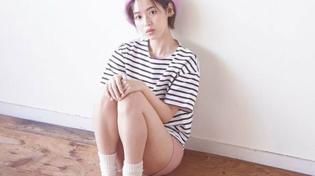 白石聖 むちっと太ももが可愛すぎ 彼女感あるショート丈姿にきゅん ルーム ワンマイルウエアの着こなし2選 Antenna アンテナ