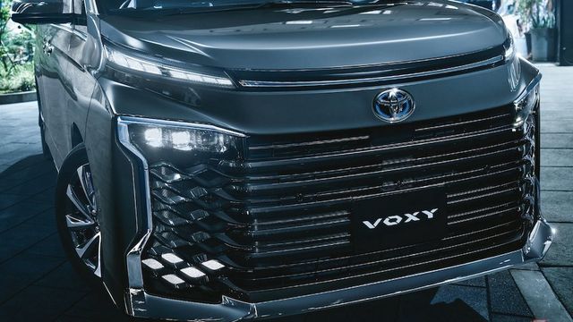 日本で人気急上昇 四角い箱型の車5選 Antenna アンテナ