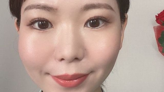 青みピンクが似合う人の特徴 メイクを綺麗に仕上げるコツ Antenna アンテナ