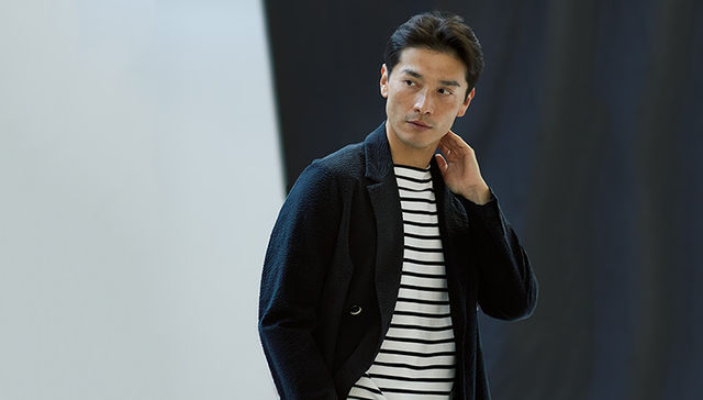 インナーに黒白ボーダー で週末のジャケット姿が洗練される Antenna アンテナ