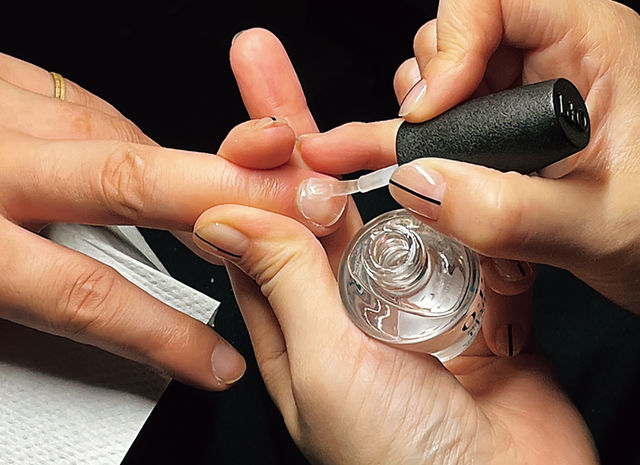 指先まで隙のない男に 爪を美しく整える専門店 オトコネイル に潜入 Antenna アンテナ