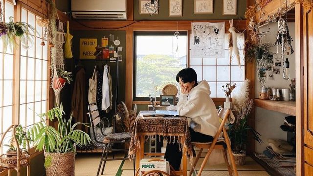 リビングを好きなインテリアでいっぱいに 一人暮らしを満喫する私が買ってよかった 3つのアイテム Myfavorites Antenna アンテナ