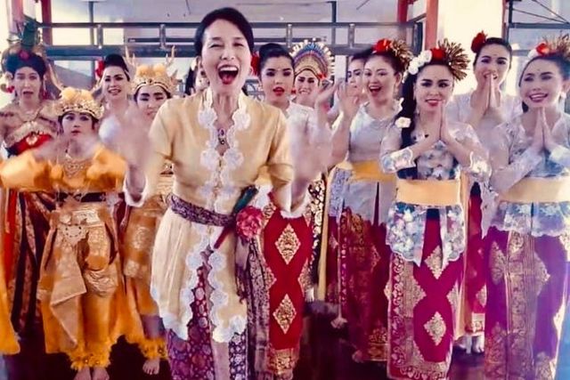 公式通販で開催のセール バリ島の芸能 Angklung Kebyar と踊り その他