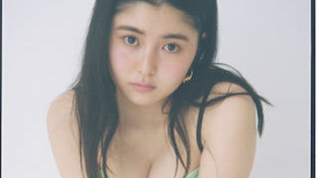 夏を先取り 頓知気さきなちゃん 村重杏奈ちゃん 川津明日香ちゃんが着る最旬スイムウエア Antenna アンテナ