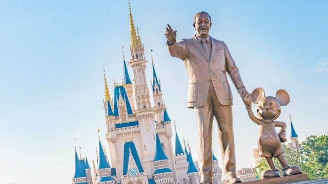 東京ディズニーランド 東京ディズニーシー 平日17時 休日15時以降に入園可能となる新パスポート Antenna アンテナ