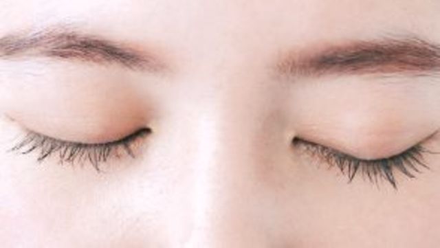 青くなった 眉毛の剃り跡 を綺麗にカバーする方法 Antenna アンテナ