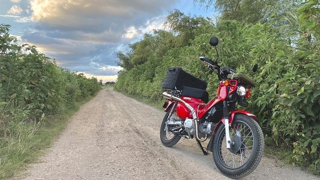 上地雄輔とスーパーカブ改造 カスタムカブ 累計1億台バイクを魔改造 Newsの全力 メイキング 4 1 金 Tbs Antenna アンテナ 上地雄輔とスーパーカブ改造 カスタムカブ 累計1億台バイクを魔改造 Newsの全力 メイキング 4 1 金 Tbs Antenna アンテナ