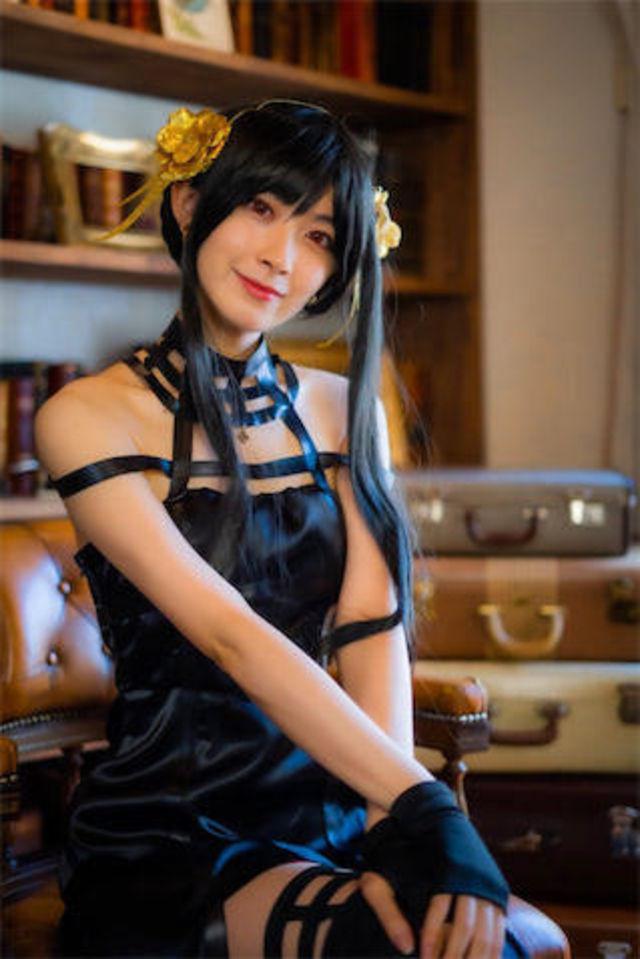 可愛すぎるお天気お姉さん・檜山沙耶、『SPY×FAMILY』ヨルのコスプレが「エレガント」すぎる | antenna[アンテナ]
