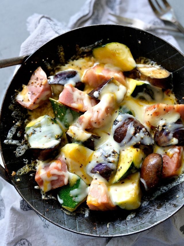 10分 なす ズッキーニ 厚切りベーコンのチーポン焼き Antenna アンテナ