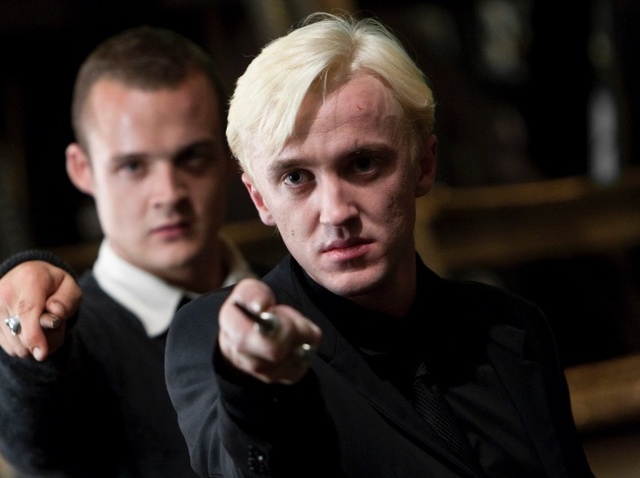 ハリポタ マルフォイ役 体調を崩したときに母から渡された ハリポタグッズ がナイスすぎる Antenna アンテナ