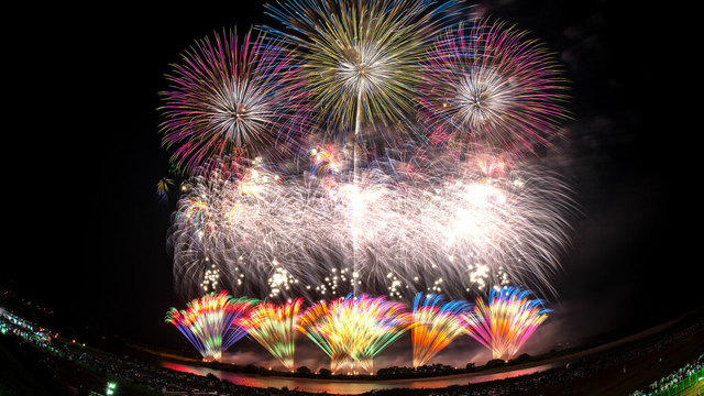 22東京 今年はどうなる 花火大会の屋台情報 8選 都内の出店場所や穴場情報をお届け Antenna アンテナ 22東京 今年はどうなる 花火大会の屋台情報 8選 都内の出店場所や穴場情報をお届け Antenna アンテナ