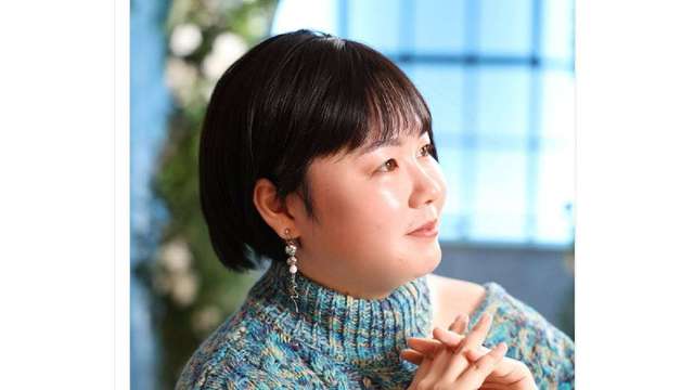 吉岡里帆 素朴でかわいいメガネ姿 メガネりほぽん可愛いです ナチュラルメイク良いですね Antenna アンテナ