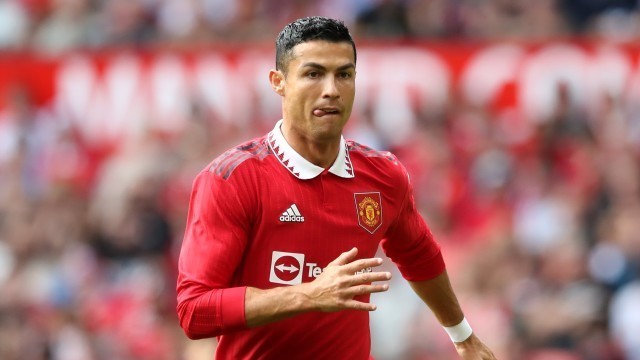 クリロナ サラー ベンゼマら 努力は報われる を実践するサッカー選手6人の腹筋 プレミアなど欧州リーグ22 23開幕記念 Antenna アンテナ