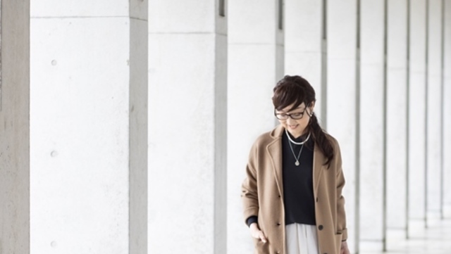 内田彩仍さん 家時間 Vol 3 定番の服を決めて Antenna アンテナ
