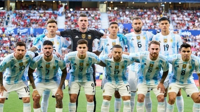 アルゼンチン代表 メッシ ワールドカップ優勝記念ユニフォーム 三ツ星 ...