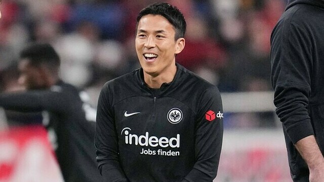 ブレてない ずっと 松井大輔が語るフランクフルト長谷部誠の 凄さ 南アw杯の戦友を Mcみたいな感じ と表現するワケ Antenna アンテナ