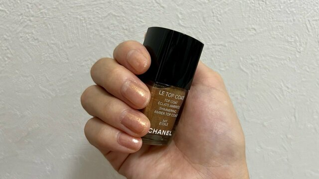 【CHANEL ホリデーコレクション】美しくきらめく。トップコート