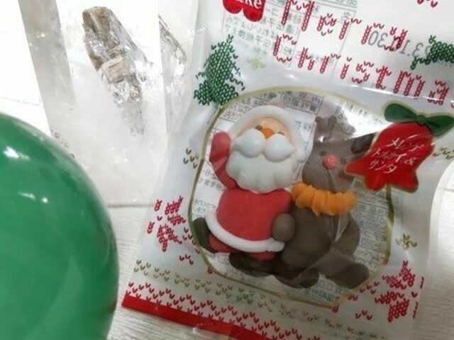 スーパーにて！サンタの簡単な持ち帰り方！→クリスマスの大切な飾り、メレンゲドールを割れずに | antenna*[アンテナ]