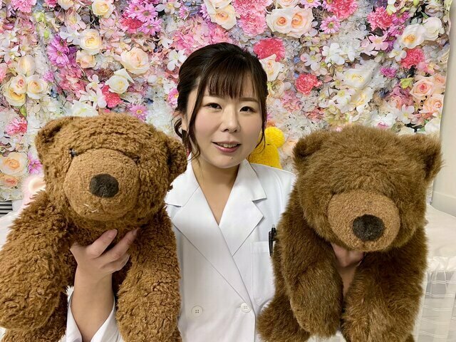 1ヵ月に100体を施術! 予約のとれない「ぬいぐるみ」専門病院ができた