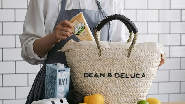 DEAN & DELUCA×BEAMS COUTUREコラボ第2弾！ エプロンドレスなど大人気アイテムに新作登場 | antenna[アンテナ]