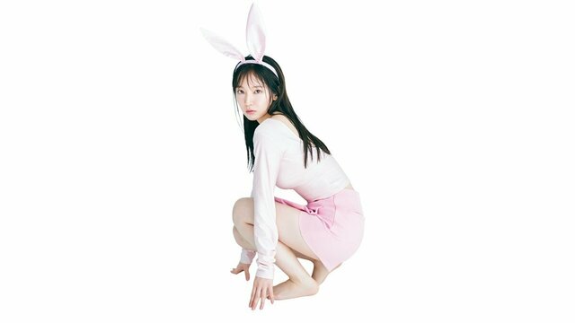 吉岡里帆 太もも 