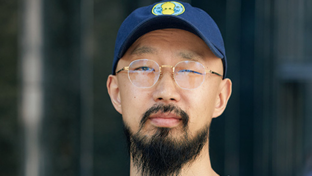 上出遼平が「見たくないもの」にカメラを向け続けるわけ antenna[アンテナ]